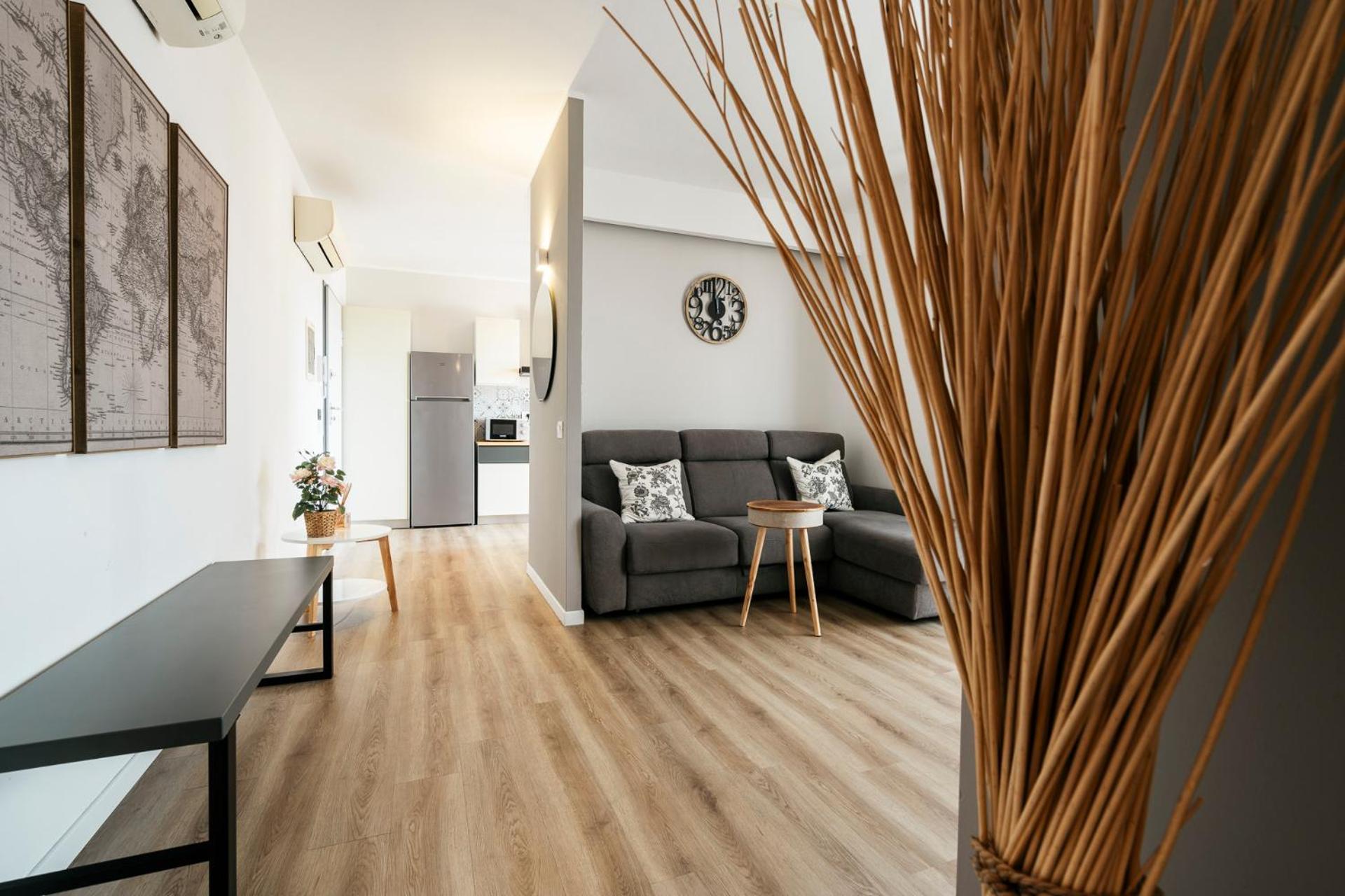 Mistral Apartments Пунтоне-ди-Скарлино Экстерьер фото