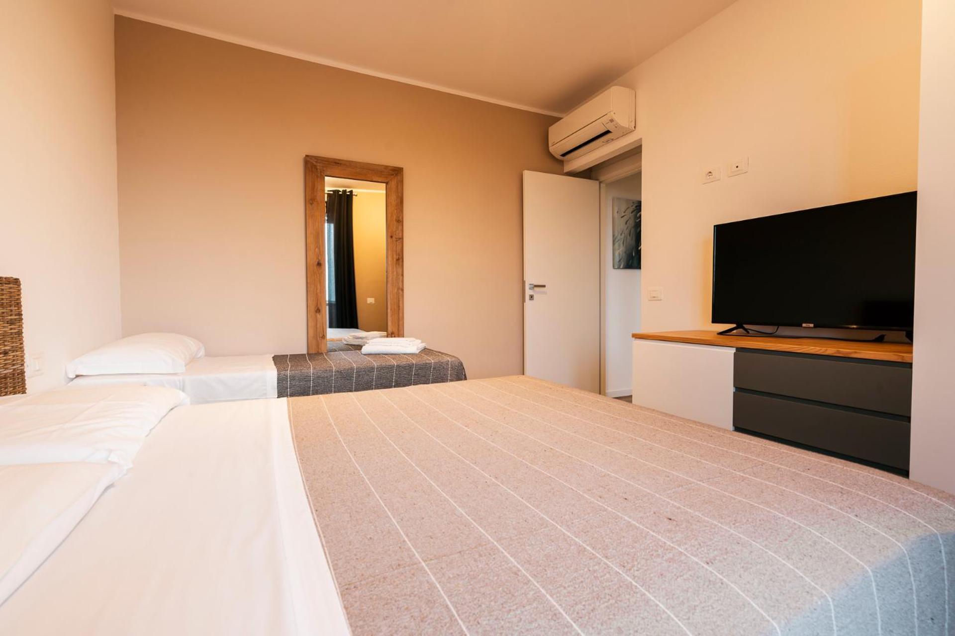 Mistral Apartments Пунтоне-ди-Скарлино Экстерьер фото
